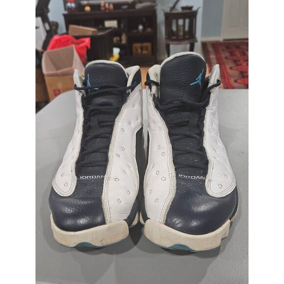 Athletic_Shoes